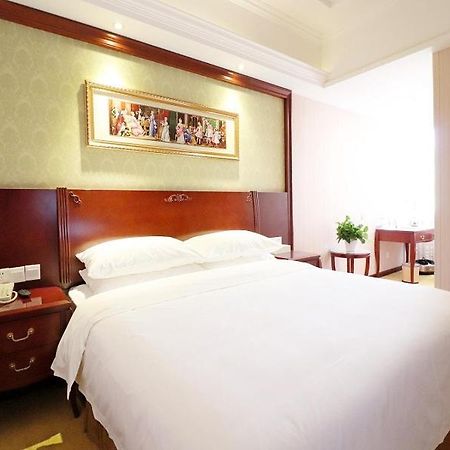 Vienna Hotel Shanghai Hongqiao National Convention Centre 외부 사진
